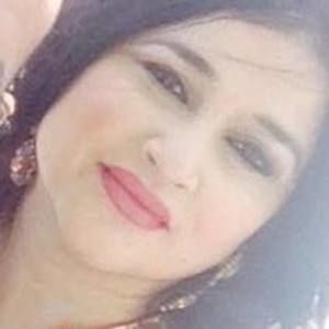 Meet your Posher, Farah